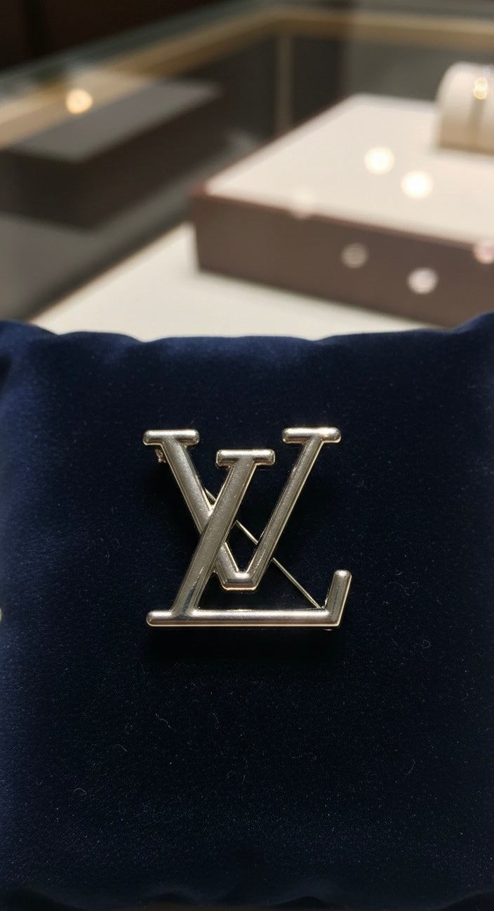 Lux Brooch 🔥🔥🔥🔥🔥🔥