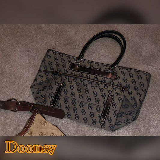 Dooney & Burke Good Condition 75592