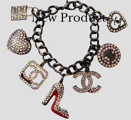 Custom Made Dazzling Heels Charm Bracelet 🔥