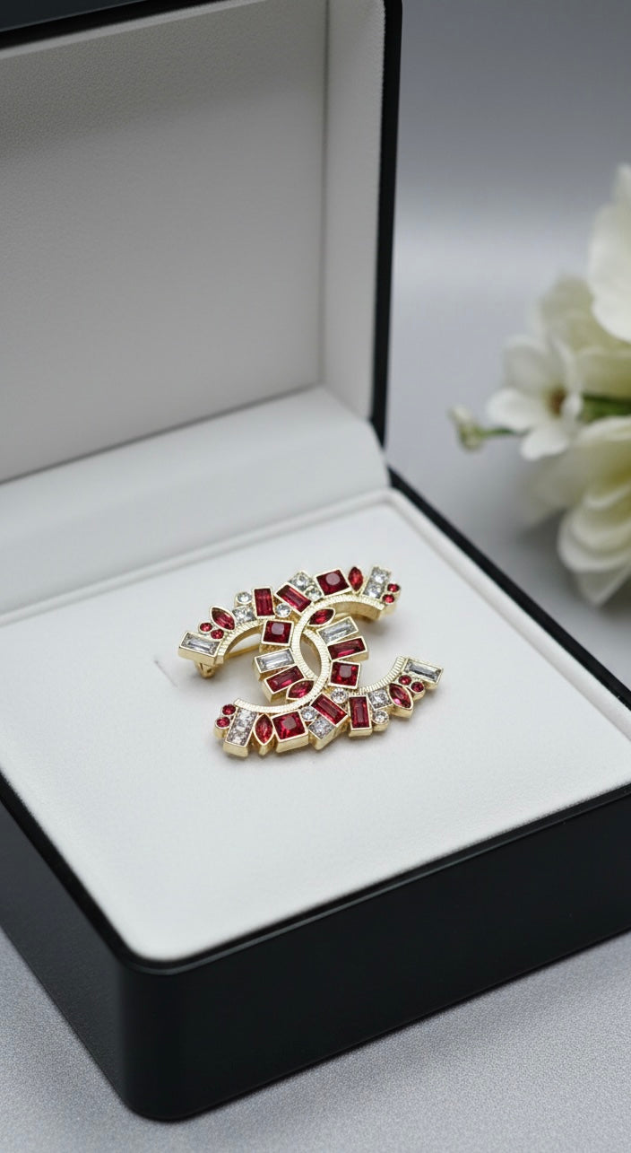 Lux Brooch 🔥🔥🔥🔥
